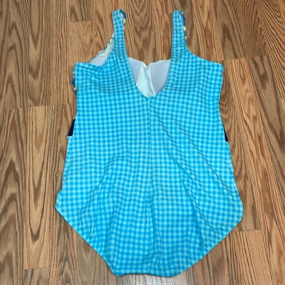 Lands' End Womens Scoop Neck Soft Cup Tugless Tank Swimsuit, 18 - Picture 4 of 6